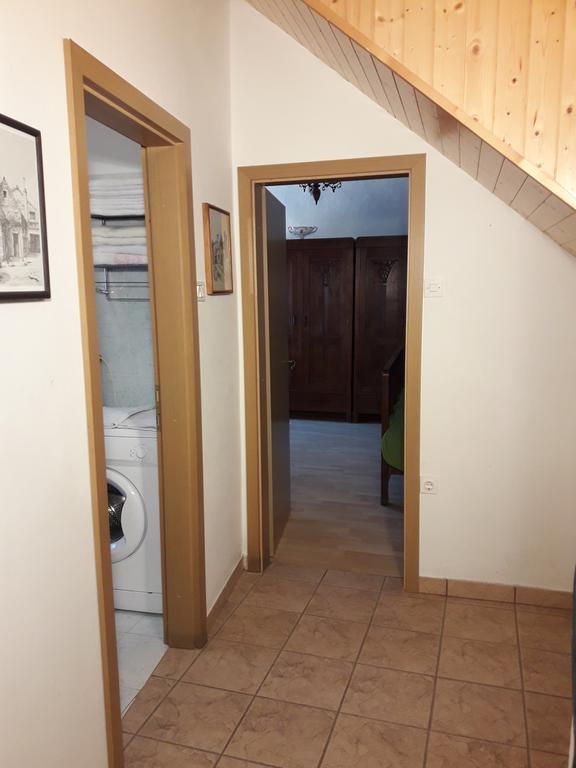 Apartment Valetovi Štanjel Eksteriør billede
